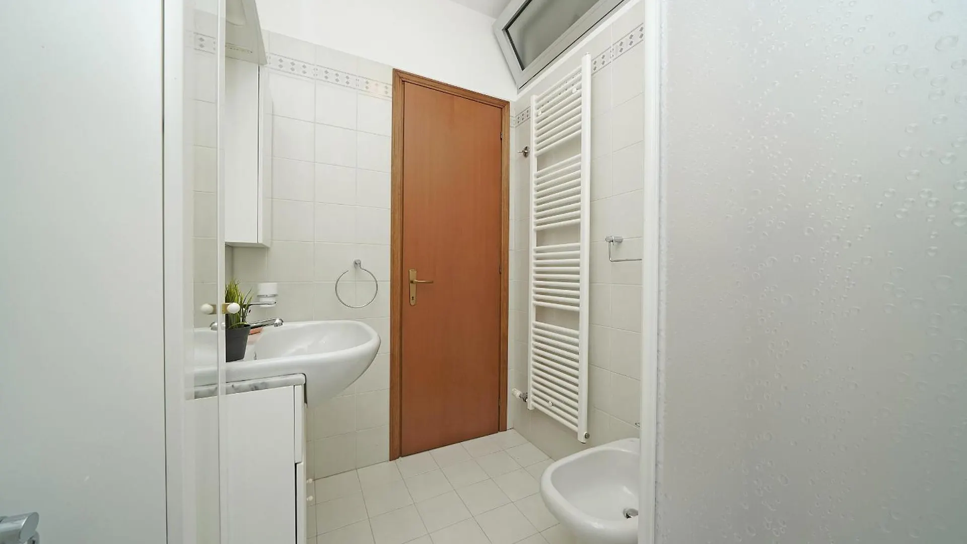 Apartment I Girasoli D10 By Wonderful Italy Toscolano Maderno