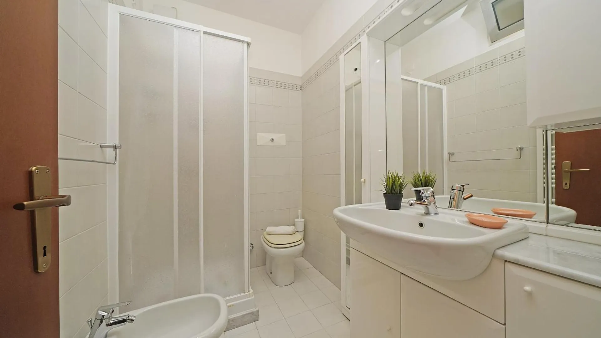 I Girasoli D10 By Wonderful Italy Toscolano Maderno Apartment