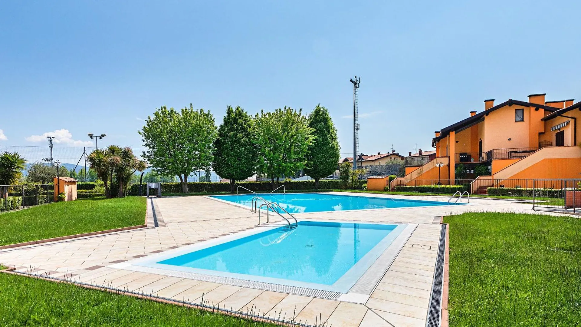 Apartment I Girasoli D10 By Wonderful Italy Toscolano Maderno