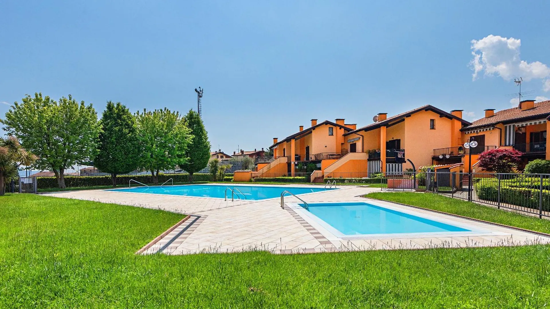 I Girasoli D10 By Wonderful Italy Toscolano Maderno