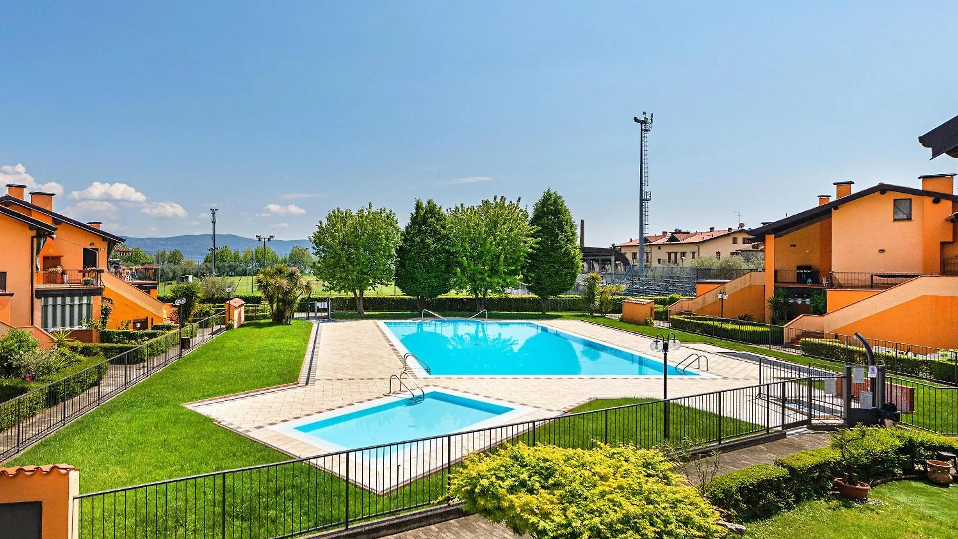 I Girasoli D10 By Wonderful Italy Toscolano Maderno